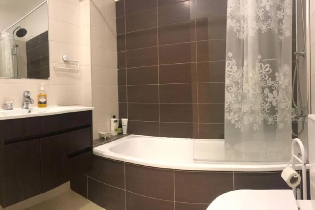 Apartamento Perto Do Centro De Lisboa Com Elevador Apartment Exterior foto